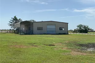 2082 FM318, Hallettsville, TX 77964 - Photo 34