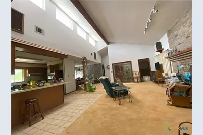 2082 Fm 318, Hallettsville, TX 77964 - Photo 6