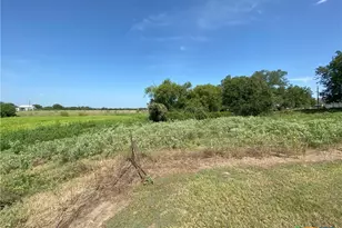 2082 FM318, Hallettsville, TX 77964 - Photo 28