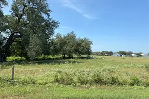 2082 FM318, Hallettsville, TX 77964 - Photo 30