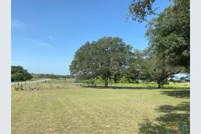 2082 Fm 318, Hallettsville, TX 77964 - Photo 32