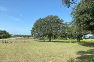 2082 FM318, Hallettsville, TX 77964 - Photo 32