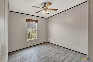 345 Shorthorn Rd, Stockdale, TX 78160 - Photo 26