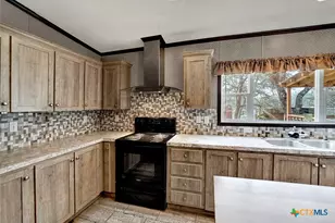 345 Shorthorn Rd, Stockdale, TX 78160 - Photo 18