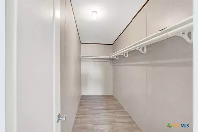 345 Shorthorn Road, Stockdale, TX 78160 - Photo 22