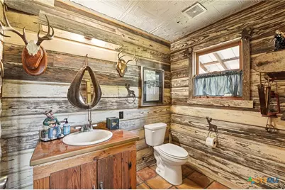 190 Private Road 3011, Lampasas, TX 76550 - Photo 34