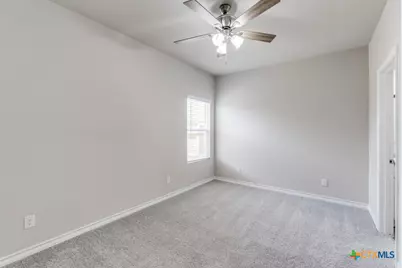 228 W Martindale, Seguin, TX 78155 - Photo 16