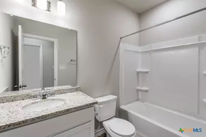 228 W Martindale, Seguin, TX 78155 - Photo 22