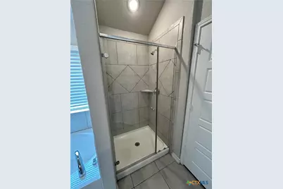 724 Stonemanor, Seguin, TX 78155 - Photo 6