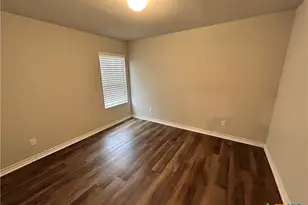 724 Stonemanor, Seguin, TX 78155 - Photo 24