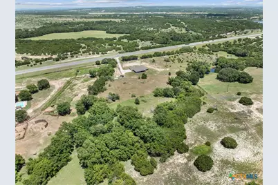 1947 N Highway 183, Lampasas, TX 76550 - Photo 36
