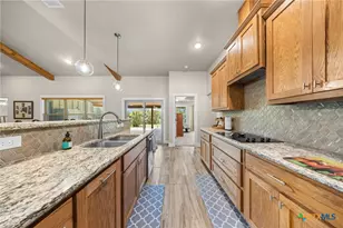 1947 N Hwy 183, Lampasas, TX 76550 - Photo 8