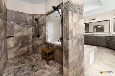 1273 Via Principale, New Braunfels, TX 78132 - Photo 16