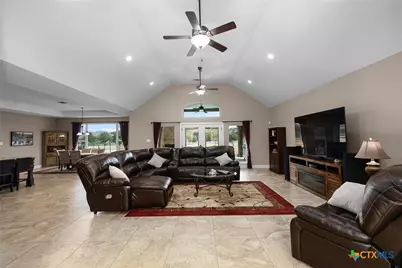 1273 Via Principale, New Braunfels, TX 78132 - Photo 4