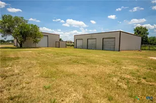 54 Bubba Palmer Rd, Cuero, TX 77954 - Photo 20