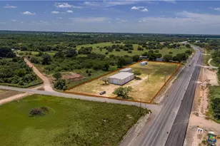 54 Bubba Palmer Rd, Cuero, TX 77954 - Photo 4