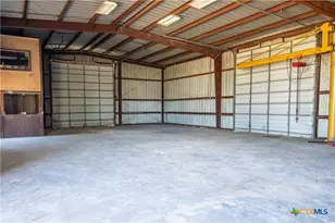 54 Bubba Palmer Rd, Cuero, TX 77954 - Photo 36