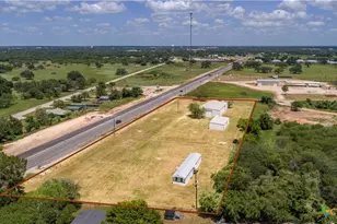 54 Bubba Palmer Rd, Cuero, TX 77954 - Photo 2