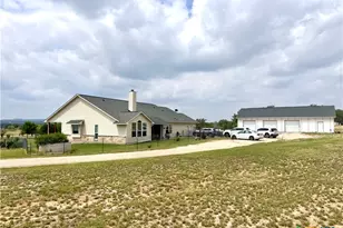 187 Tracks Trail, Center, TX 78010 - Photo 38