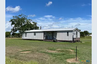 204 N 4th Street, Seadrift, TX 77983 - Photo 1