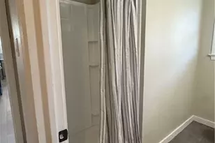 1311 E Park Ave, Victoria, TX 77901 - Photo 10