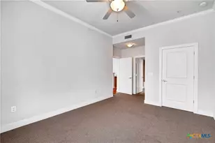 7342 Oak Manor Dr, San Antonio, TX 78229 - Photo 16