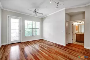 7342 Oak Manor Dr, San Antonio, TX 78229 - Photo 6