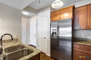 7342 Oak Manor Dr, San Antonio, TX 78229 - Photo 10