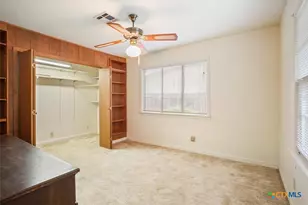 205 W Walker Ave, Temple, TX 76501 - Photo 14