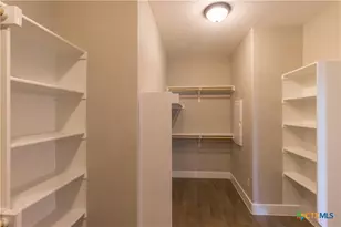 221 Colonial Ln, La Vernia, TX 78121 - Photo 22