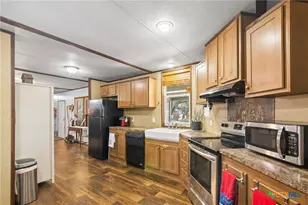 3308 Catalpa St, Victoria, TX 77901 - Photo 10