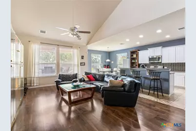 2122 Dove Crossing Drive, New Braunfels, TX 78130 - Photo 14