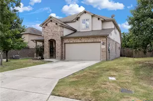 2122 Dove Crossing Dr, New Braunfels, TX 78130 - Photo 2