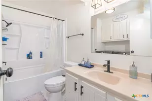 375 Willow Dr, Mcqueeney, TX 78123 - Photo 18