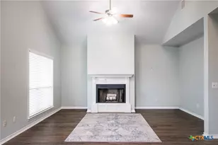 214 E Bay Ave, Seadrift, TX 77983 - Photo 14