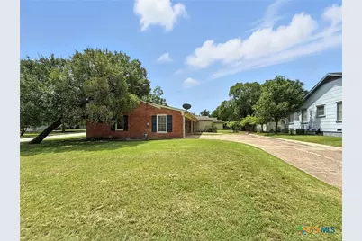 700 Park Street, Gatesville, TX 76528 - Photo 4