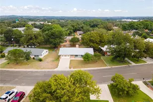 20 Snell Dr, Lampasas, TX 76550 - Photo 2