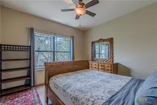 560 Bluff Ridge Ct, New Braunfels, TX 78132 - Photo 40