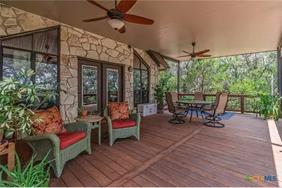 560 Bluff Ridge Court, New Braunfels, TX 78132 - Photo 30