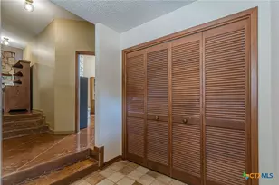 560 Bluff Ridge Ct, New Braunfels, TX 78132 - Photo 18