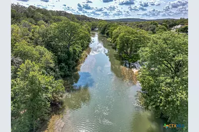 560 Bluff Ridge Court, New Braunfels, TX 78132 - Photo 46