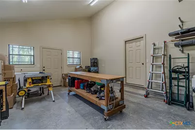 560 Bluff Ridge Court, New Braunfels, TX 78132 - Photo 36