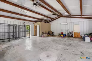 219 Burt, Yoakum, TX 77995 - Photo 20