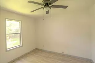 1014 N 12th St, Killeen, TX 76541 - Photo 10