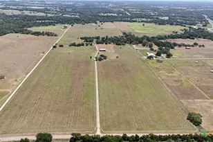 2745 Holub Rd, Schulenburg, TX 78956 - Photo 2