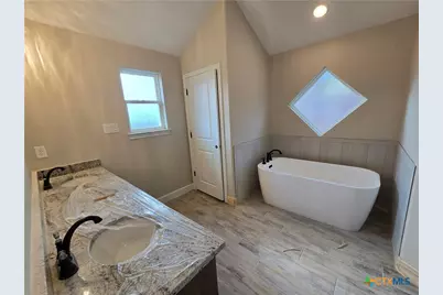 2620 Cowgirl Trail, Belton, TX 76513 - Photo 10