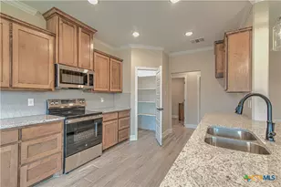 2624 Cowgirl Trl, Belton, TX 76513 - Photo 8