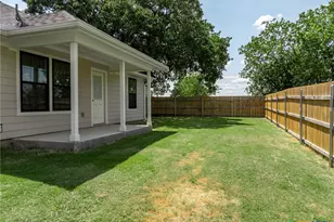 1407 Mill St, Gatesville, TX 76528 - Photo 8