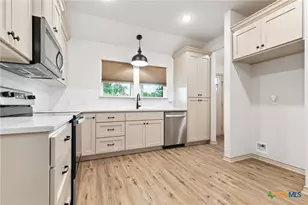 1407 Mill St, Gatesville, TX 76528 - Photo 14