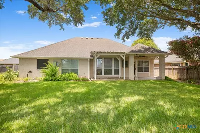 322 Green Gable Drive, Victoria, TX 77904 - Photo 4